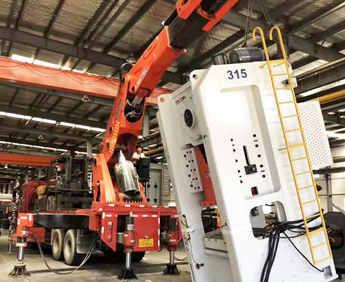 肃宁县提升工作效率，选择优质折臂吊租赁服务