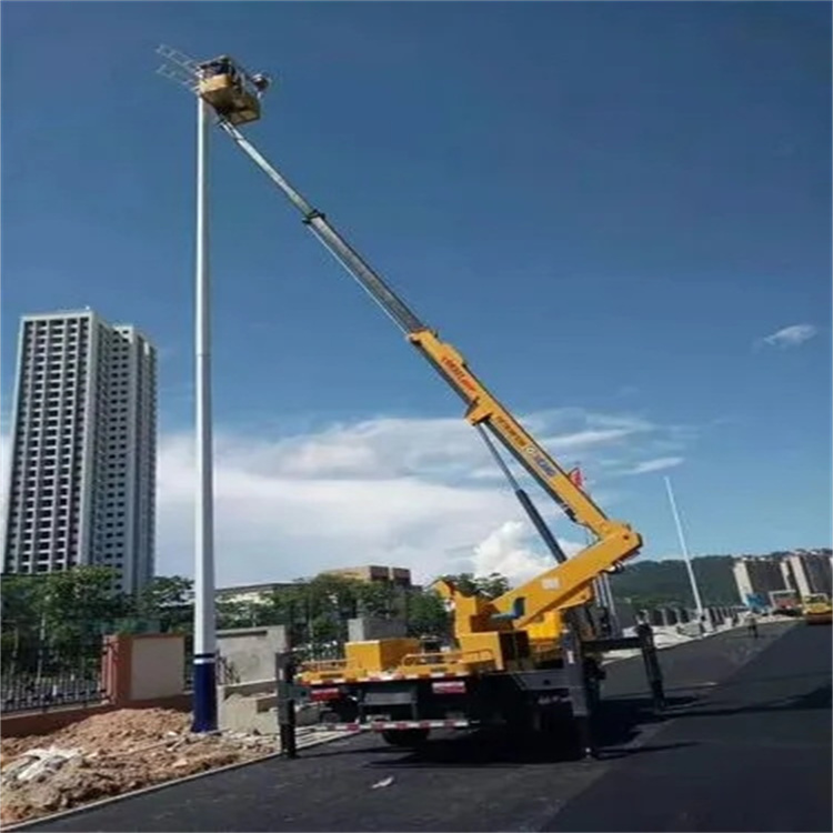 肃宁县维修路灯的曲臂升降车出租