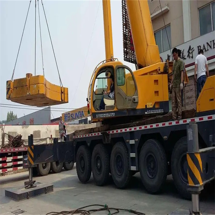 肃宁县当地吊车出租|机器吊装|75吨|工厂搬迁服务